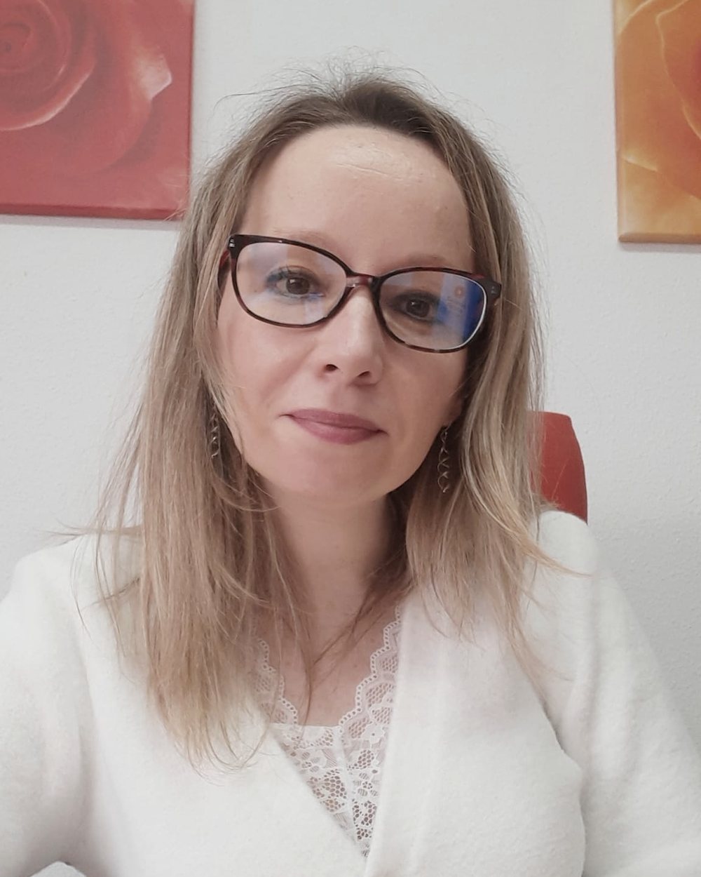 Gemma Sánchez, psicóloga y sexóloga, en su consulta de Castellón de la Plana